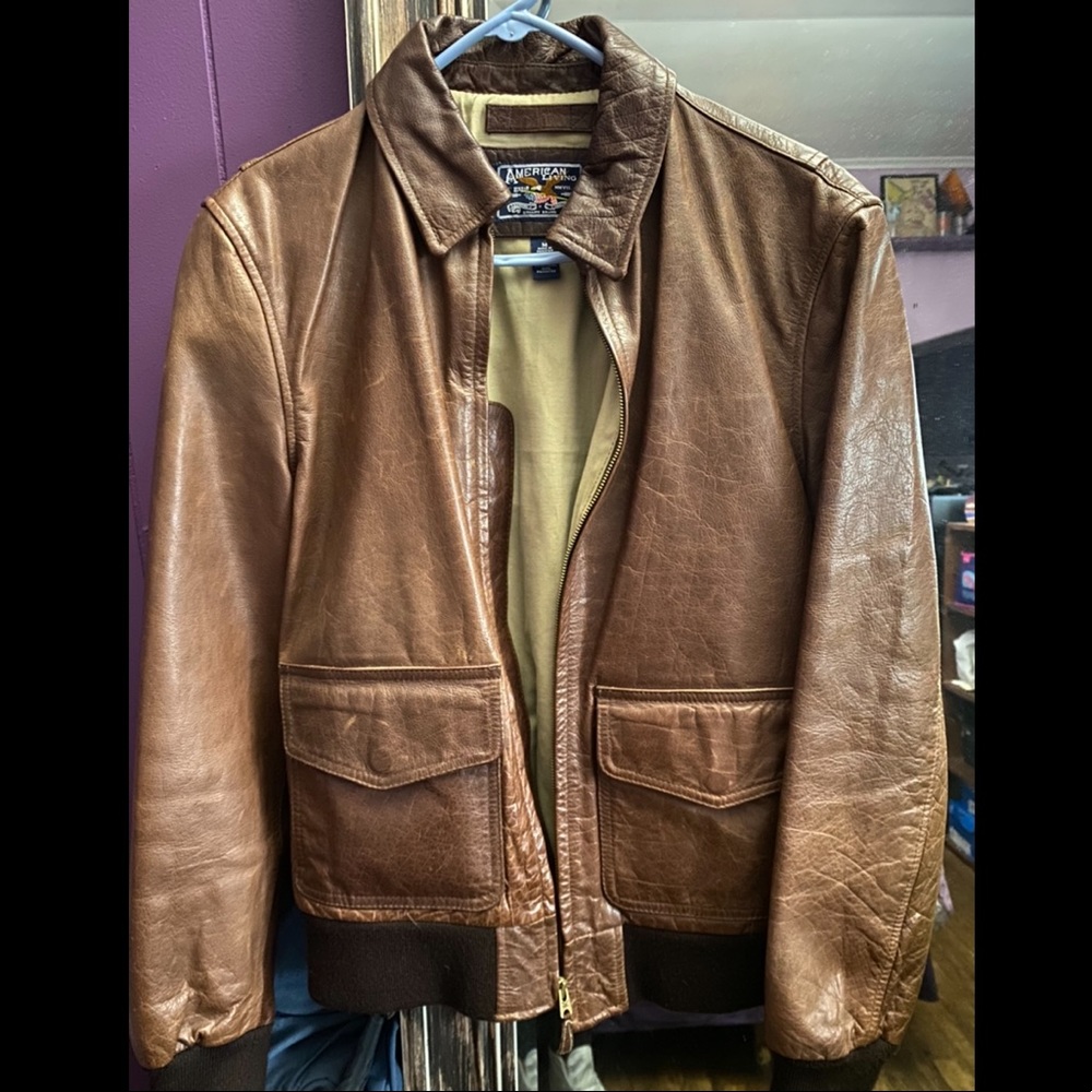 American Living Men’s brown leather jacket